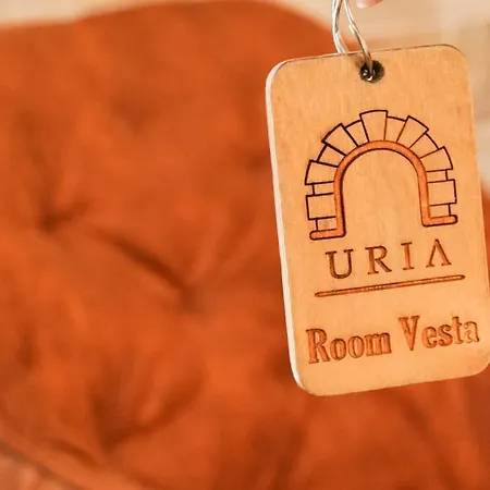 Frühstückspension Uria Rooms&suite 4*