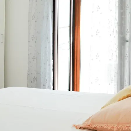 Bed & Breakfast Uria & *