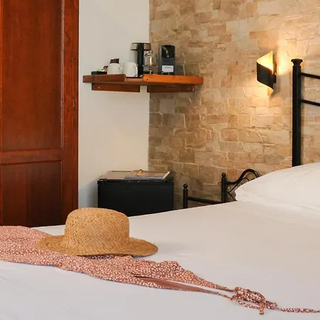 Couette-café Uria & 4*